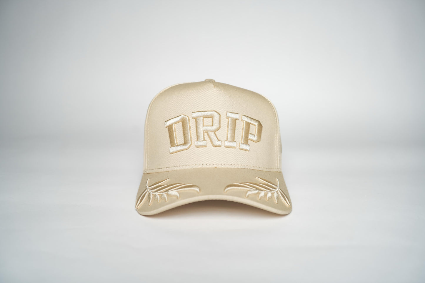 CAP BEIGE AT BEIGE